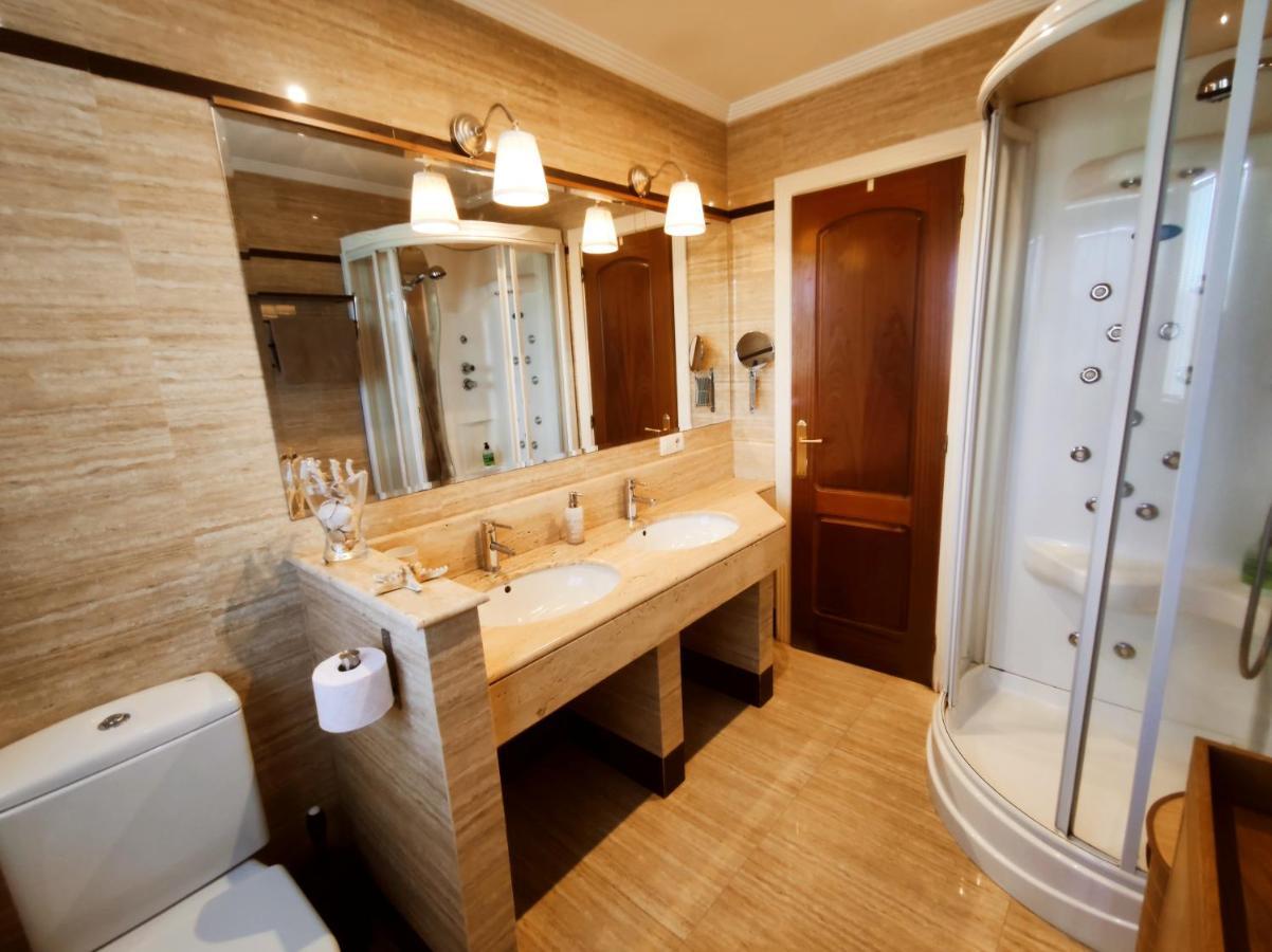 Hhc - Holidays House Compostela Сантьяго-де-Компостела Екстер'єр фото